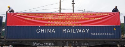 穿越中越国境线丨这趟国际列车如何跑出“加速度”？