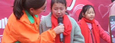爱心感召绵延不断 国宾集团爱心助学活动牵动了昔日县长