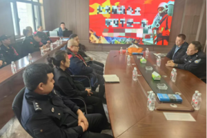 精准滴灌解企忧 冰城公安显担当