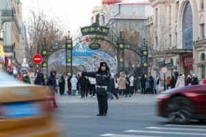 冰城公安：三维发力 拧紧交通“安全阀”